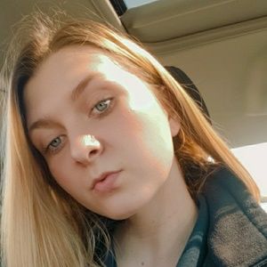 Meet your Posher, Carrie